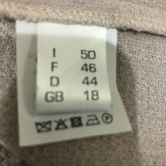 ANTONELLI Firenze beautiful lightweight wool dress. Made in Italian size 50 - Picture 5 of 7